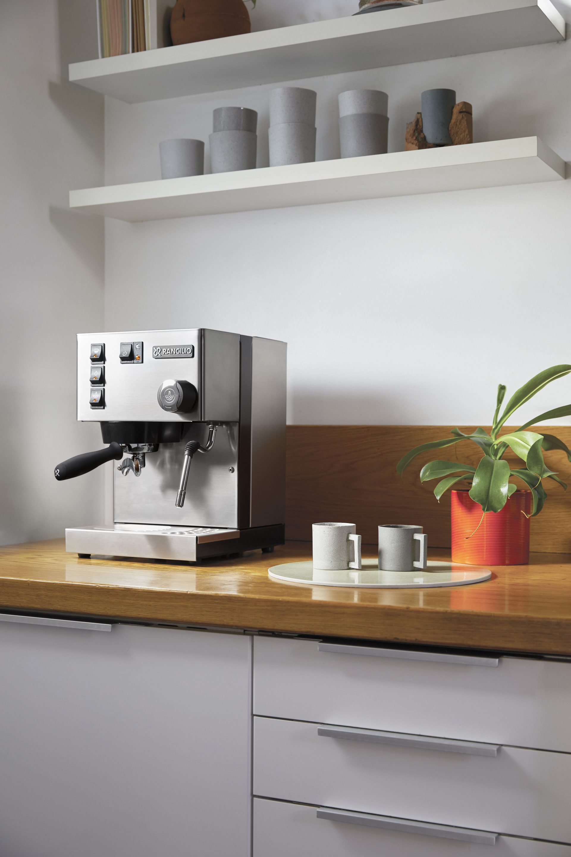 Silvia: Professional Home line Espresso Machine - Rancilio Group
